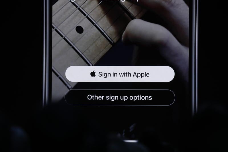 Apple Launches 'Sign in with Apple ID' Feature at WWDC 2019