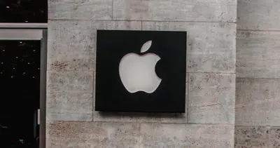 iLeakage flaw can prompt iPhones and Macs to share password and more