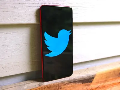 Twitter limits SMS-based two-factor authentication only to its Blue subscribers