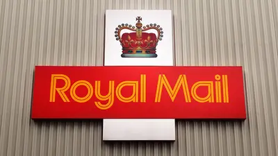 Royal Mail stops international services after cyberattack