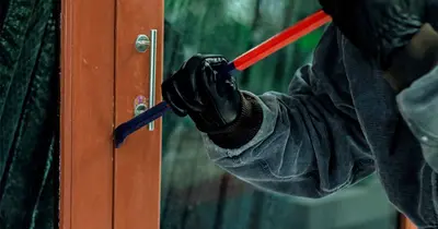 How burglars use Social Media and its effects